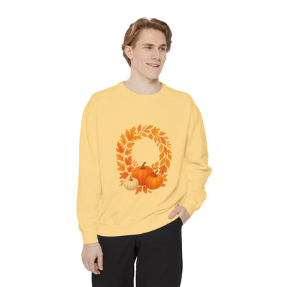Autumn Pumpkin Sweatshirt - Cozy Fall Apparel, Perfect for Halloween, Thanksgiving, Casual Outfits, Seasonal Gift