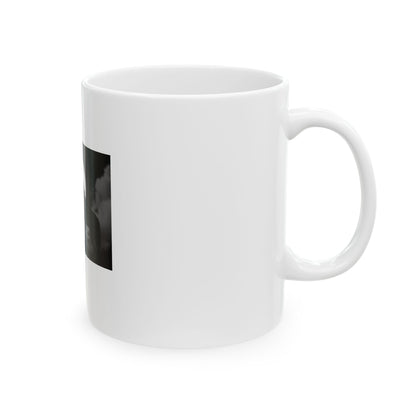 Wolf Howling at Moon Ceramic Mug - Coffee Lover Gift, Nature Enthusiasts, Home Decor, Unique Drinkware, Halloween, Moonlight